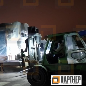  Подкатная эстакада: оперативная разгрузка, погрузка груза в автомобиль на складе Партнер - пример 6